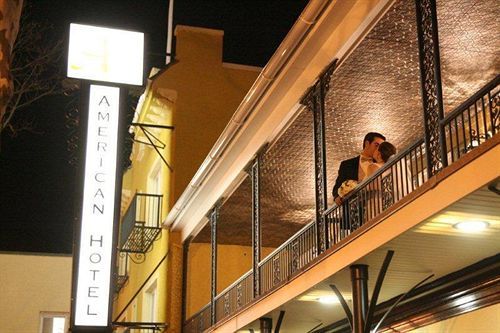 American Hotel ฟรีโฮลด์ ภายนอก รูปภาพ