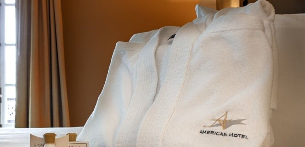 American Hotel ฟรีโฮลด์ ภายนอก รูปภาพ